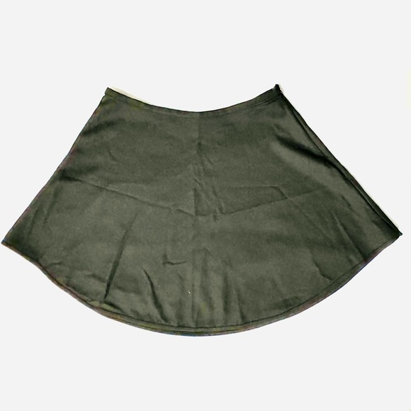 Umgee USA Black Circle Miniskirt, Skater Skirt,‎ Excellent Condition size Medium - Picture 2 of 8